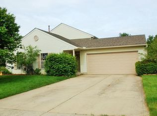 465 Warwick Ln, Pickerington, OH 43147