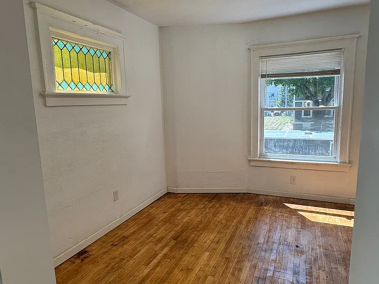 420 N 29th St — Photo 6