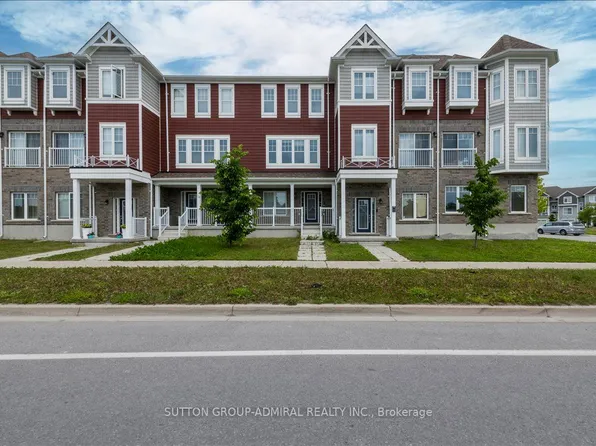 26 Village Gate Dr, Wasaga Beach, ON L9Z 0G3