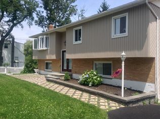 100 Fairmont Rd, Mahopac, NY 10541