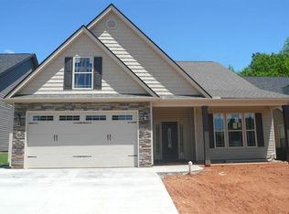 719 Grays Harbor Ct, Boiling Springs, SC 29316