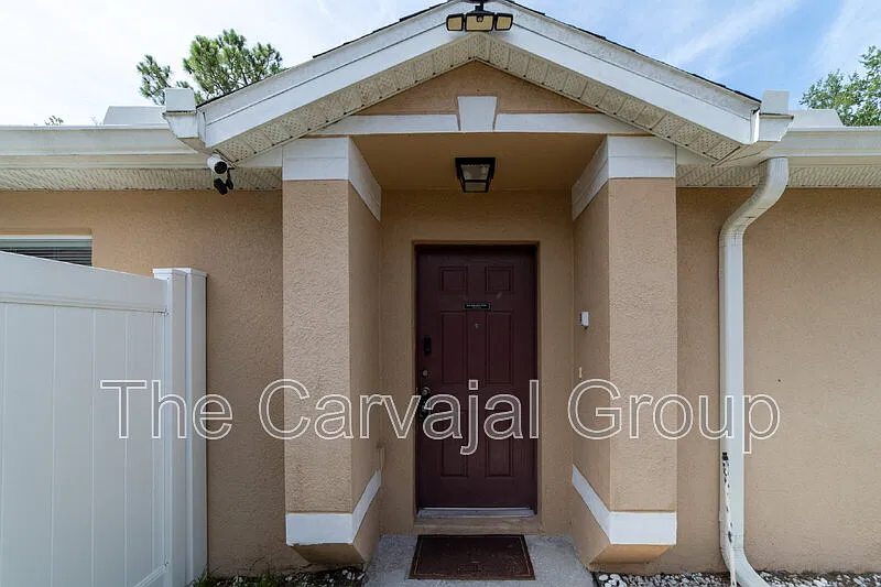 3 bed, 3.0 bath, 1589 sqft, $2,125 — Photo 3