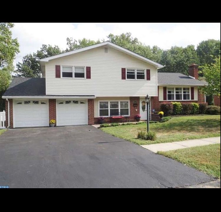 1st image of 2207 Jamaica Dr