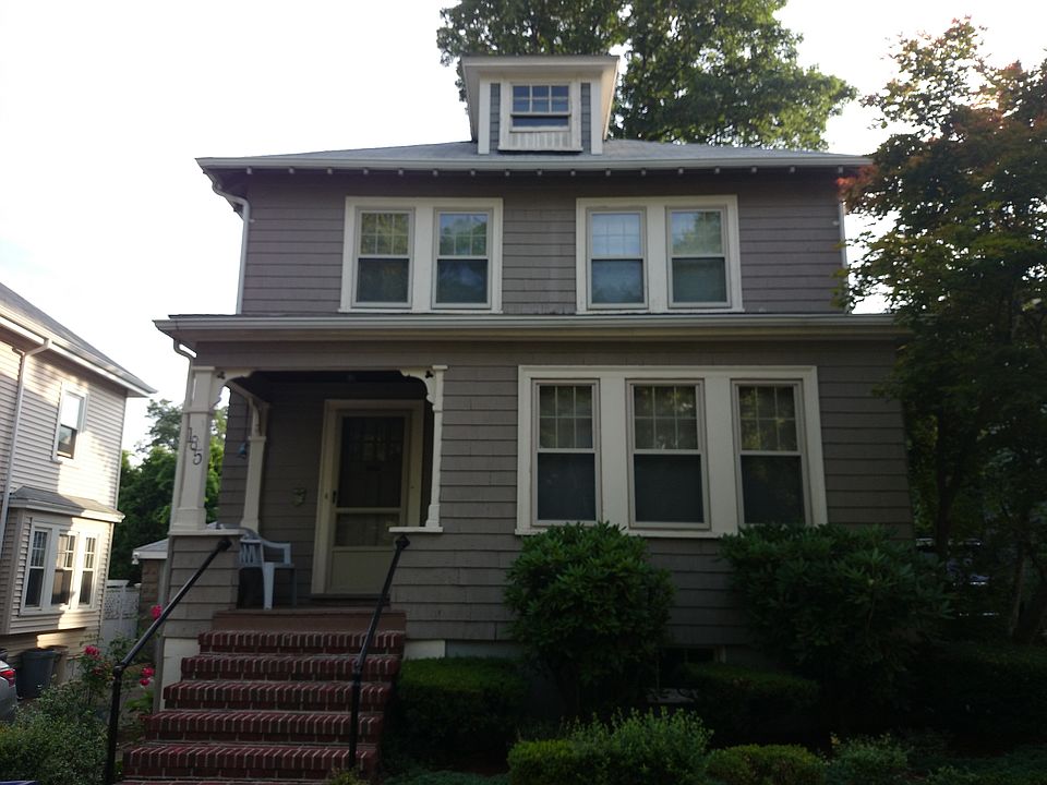 2nd image of 185 Chiswick Rd