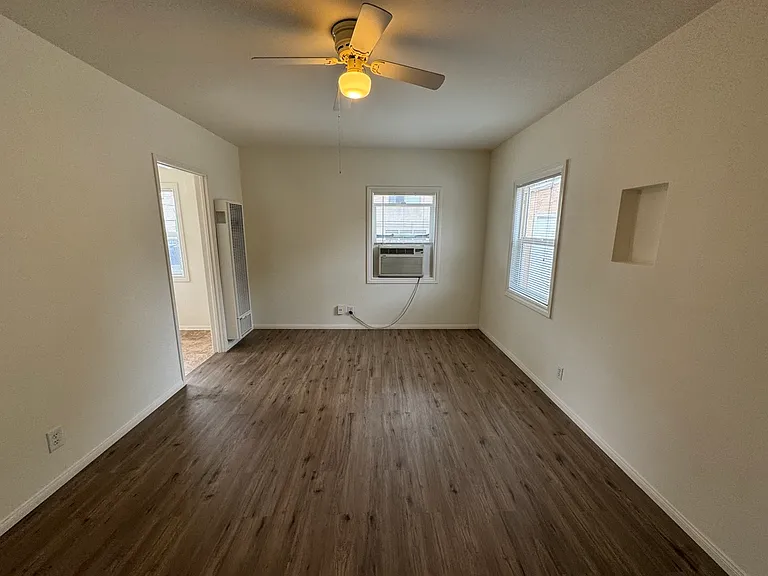2014 N Parish Pl #2018 — Photo 2