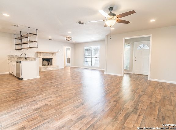 5th image of 6526 Halter Ln