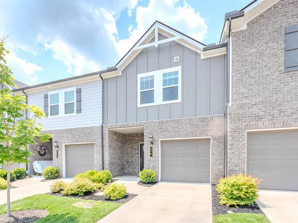 775 Foxland Dr, Columbia, TN 38401