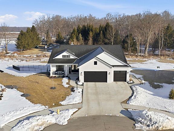 3rd image of 17890 Hutt Ridge Ct