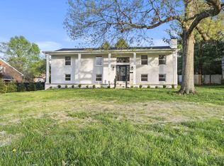 4163 Lexington Rd, Paris, KY 40361