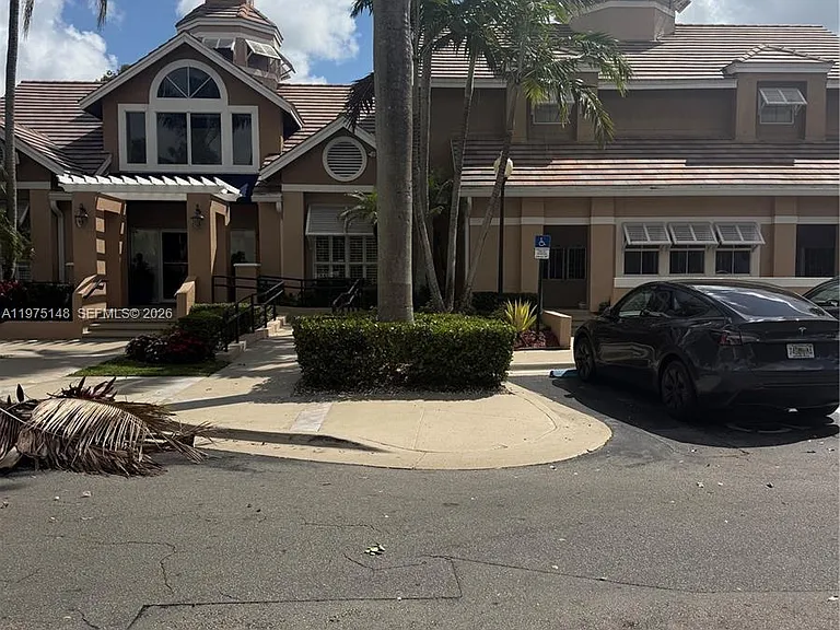 15680 SW 106th Ln #803 — Photo 8