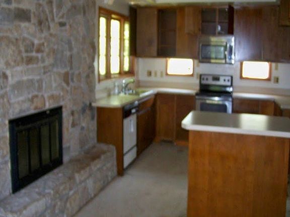 5th image of 2370 Whetstone River Rd S