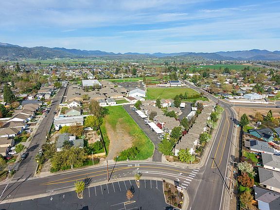 5th image of 0 N 3rd St