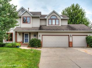 15018 Rosewood Dr, Clive, IA 50325