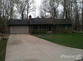 3794 Maple Ln, Berrien Springs, MI 49103