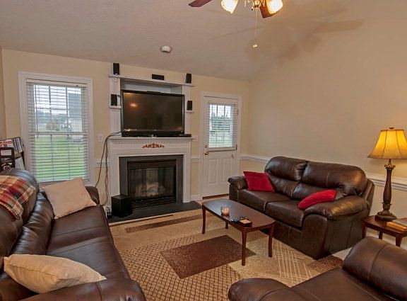 5th image of 2100 Starnes Ct