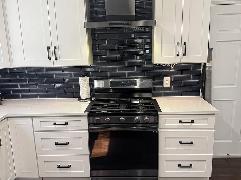 405 Wexford Ct — Photo 8