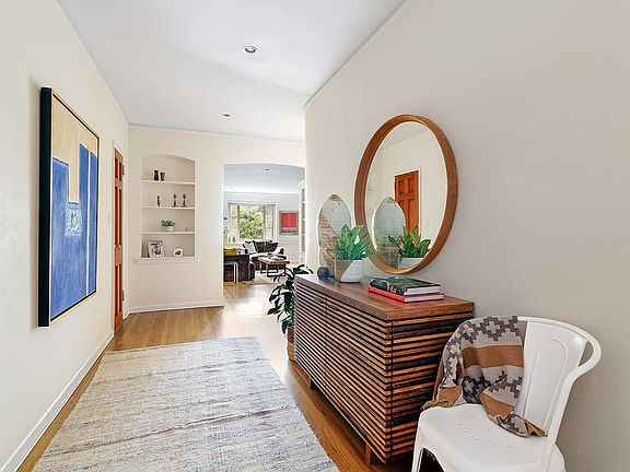 3rd image of 515 E 89th St APT 5A