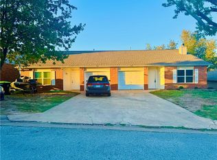2429 W Gum St, Rogers, AR 72758