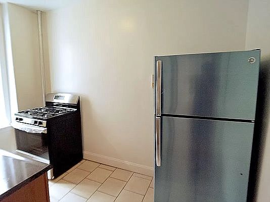 4th image of 595 W 207th St APT 33