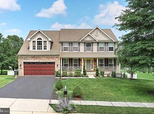 460 Palomino Dr, York, PA 17402