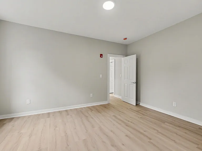 253 Mill St #2 — Photo 32