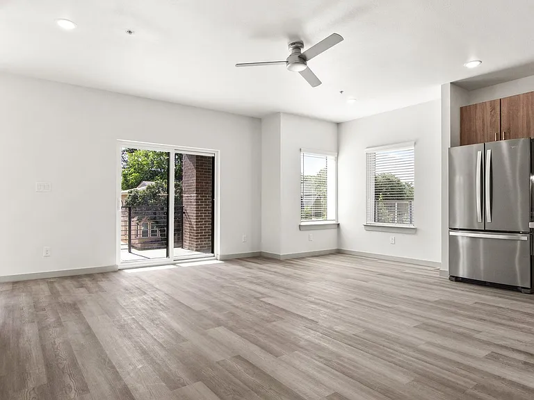 3141 Waits Ave — Photo 33