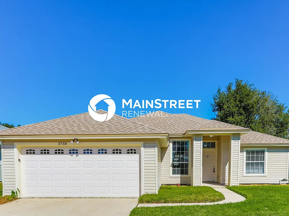 3738 Woodbriar Dr
