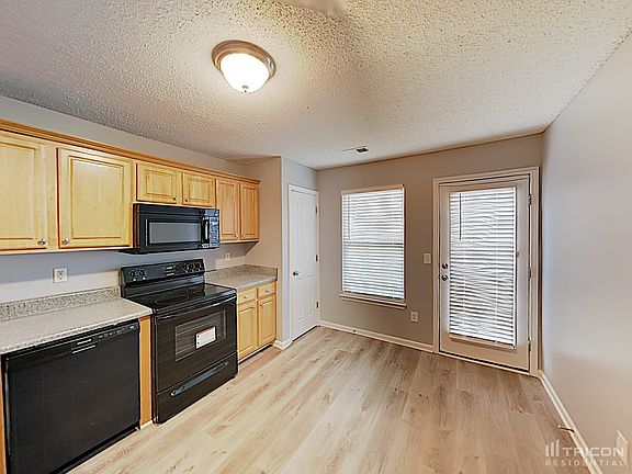 5th image of 513 Jaclyn Cir