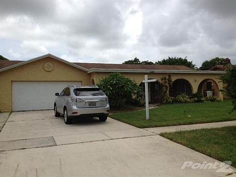 1st image of 220 NW 43rd Ave