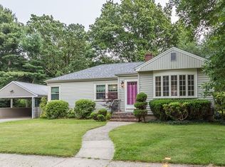 69 Hedge St, Fairhaven, MA 02719