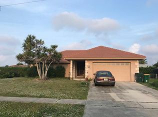 593 Nassau Rd, Marco Island, FL 34145