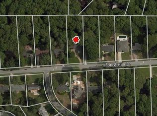 300 Forest Hills Dr, Sandy Springs, GA 30342