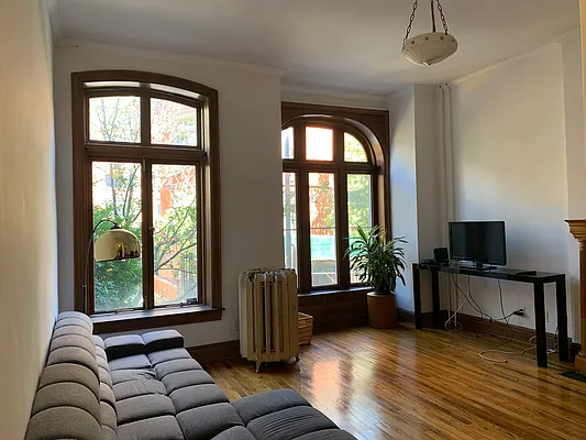 Rented by Oxford Property Group | media 46