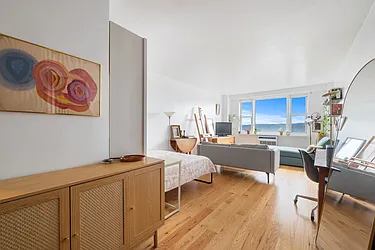 5700 Arlington Avenue, #11P