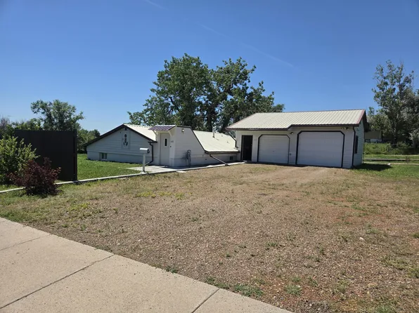 603 6th Ave N, Wolf Point, MT 59201