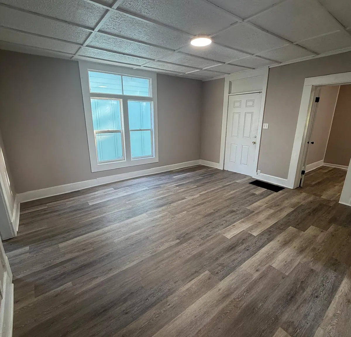 4 bed, 1440 sqft, $1,700 — Photo 3