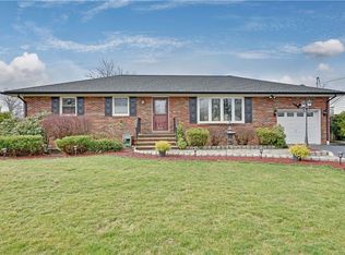 1344 Omaha Rd, North Brunswick, NJ 08902