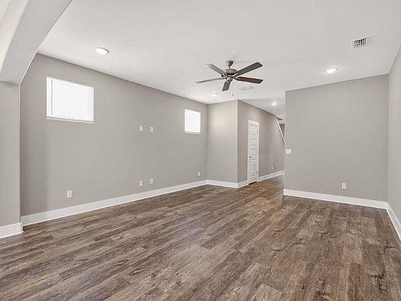 4th image of 2218 Welltown Ln