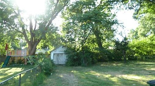 3rd image of 4754 Reinhardt Dr