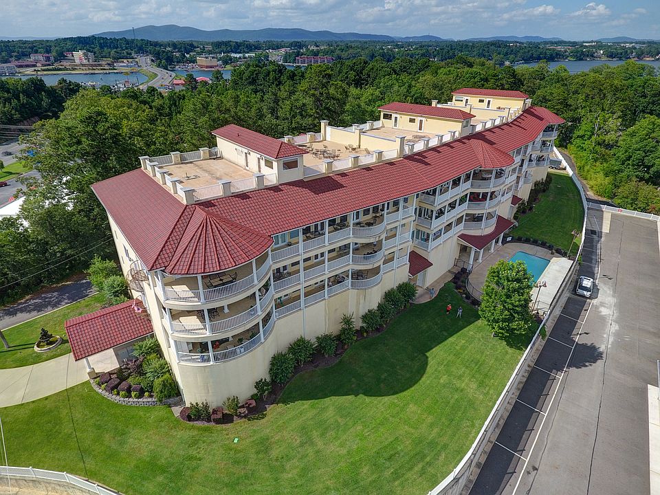 1st image of 130 Grand Isle Dr APT 1h