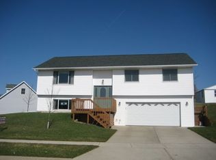 36 Jaz Cir, Reedsburg, WI 53959