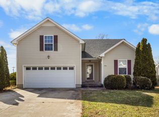 3802 McAllister Dr, Clarksville, TN 37042
