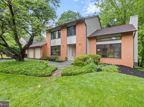 11004 Broad Green Dr, Potomac, MD 20854