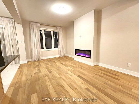 5th image of 658 Fenwick Way