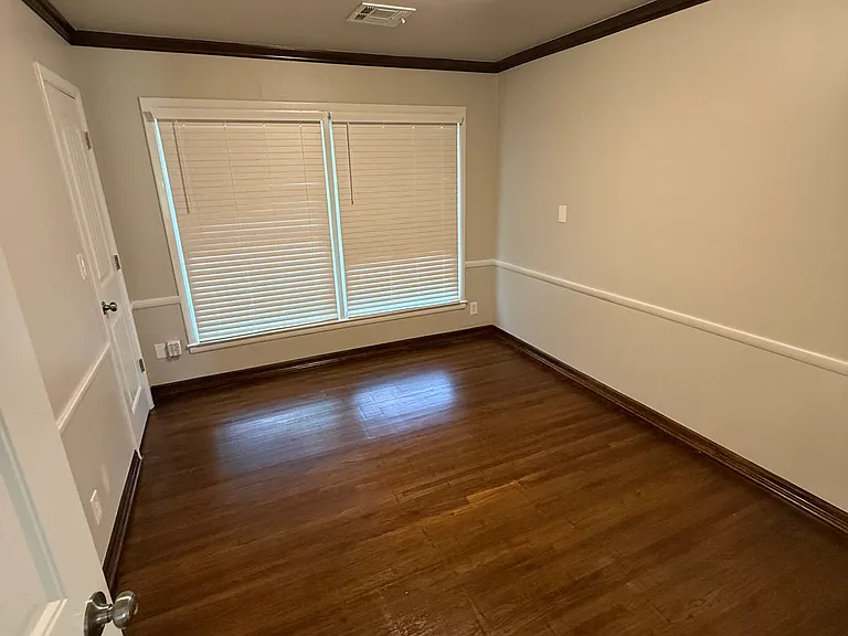 4558 E 38th Pl — Photo 7