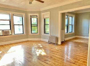 8000 S Luella Ave #8004-1, Chicago, IL 60617