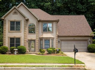 561 Mountain Oaks Pkwy, Stone Mountain, GA 30087