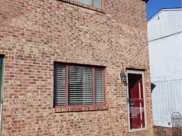 501 Hamlet Way, Charleston, WV 25314