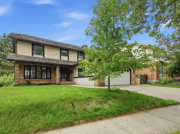 49 Pineridge Cres, Saint Albert, AB T8N 4P6