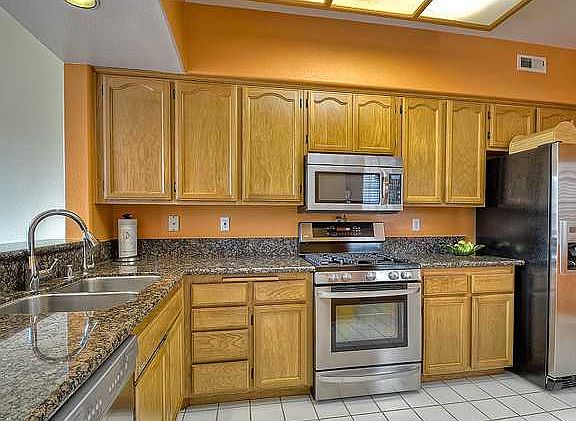 5th image of 10927 Creekbridge Pl